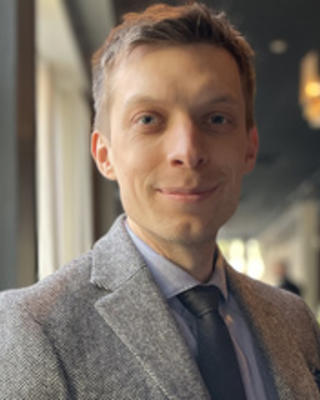strecker_jonathan.jpg